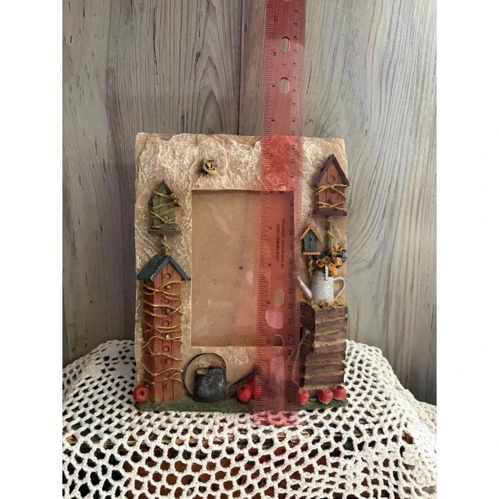 Rustic Garden Birdhouse Resin Picture Frame 3D Watering Can Bumblebee 5x7